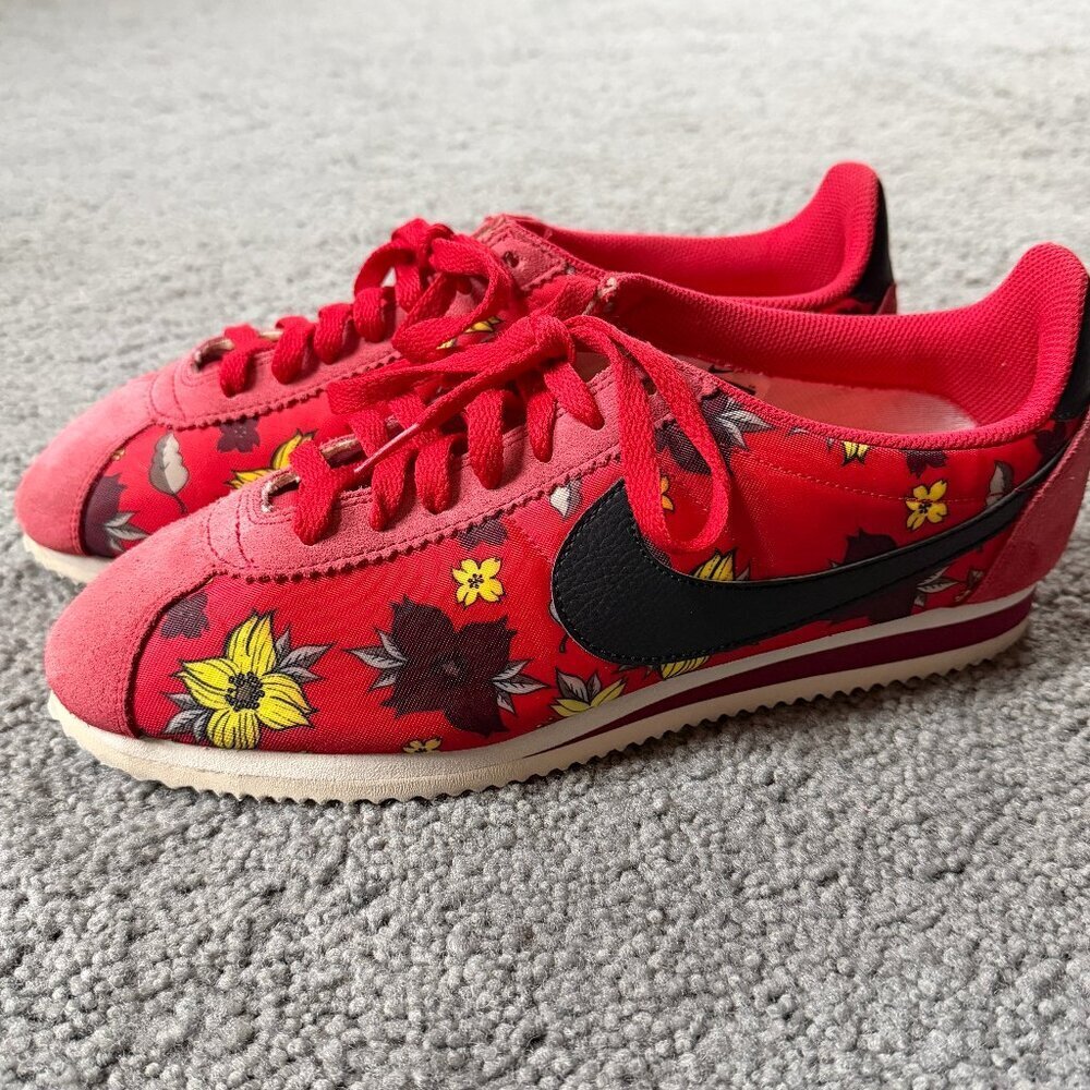 Nike Classic Cortez Nylon QS "Aloha Pack" Sneakers - Men's Sz 10 1/2 - Univ. Red